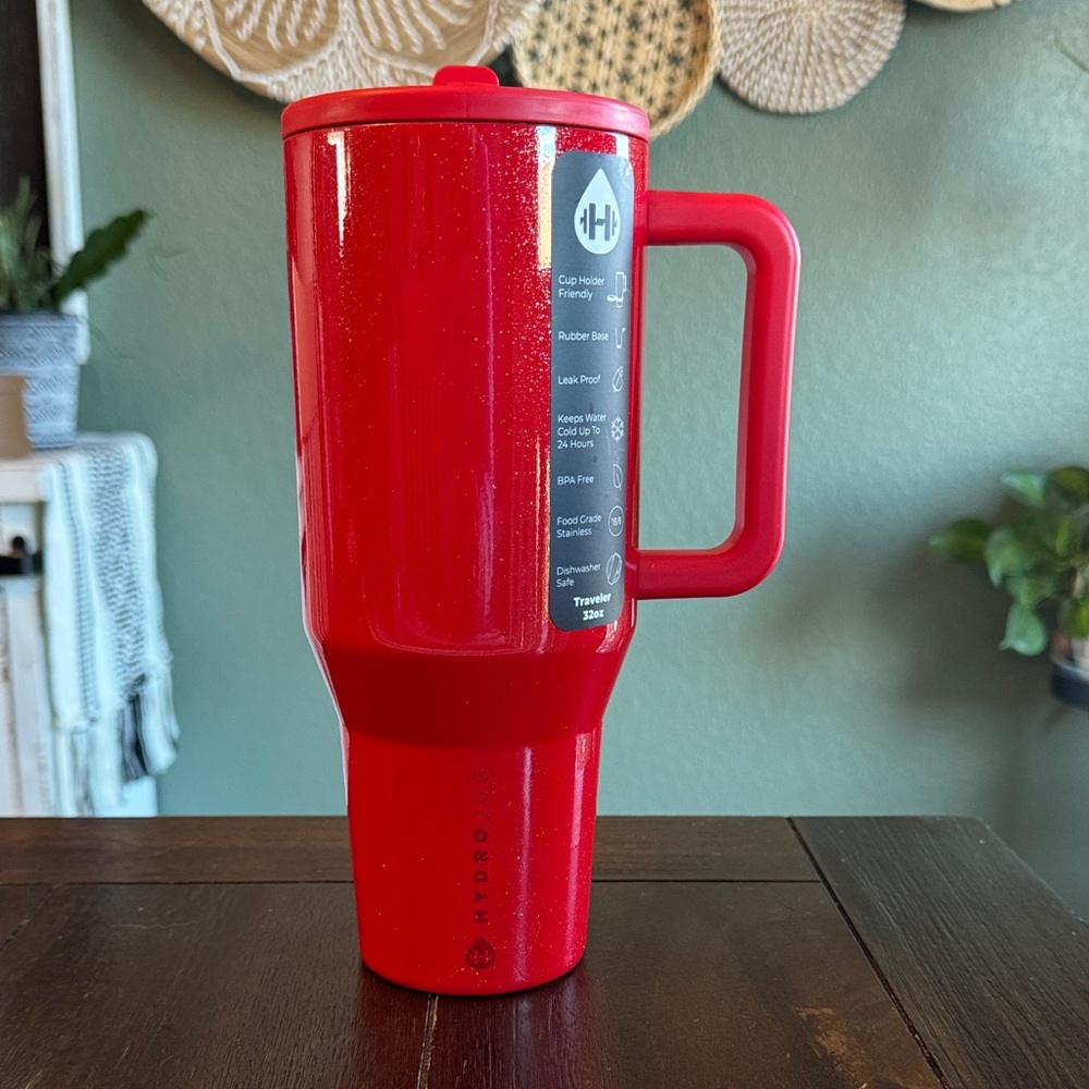 HydroJug 32oz Traveler Tumbler in Holly! Limited Edition! New!